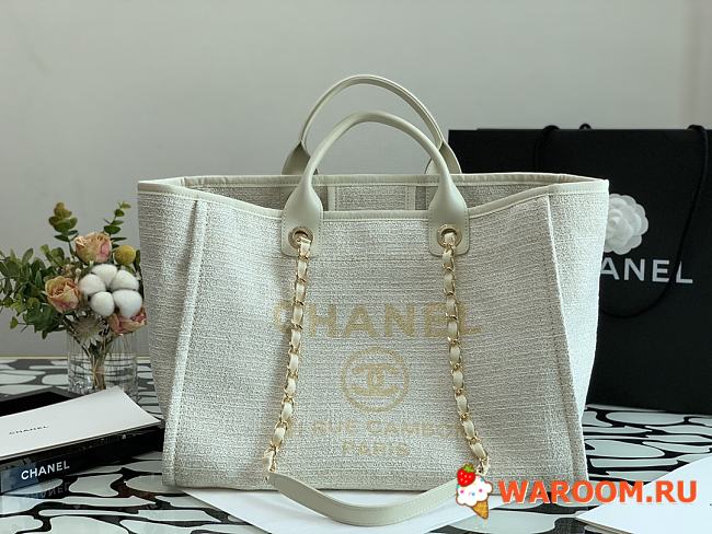 CHANEL Deauville Tote Bag White 38 cm - 1