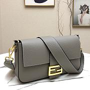 FENDI MEDIUM 1997 BAGUETTE Leather Grey 26 x 14 x 4 cm  - 5