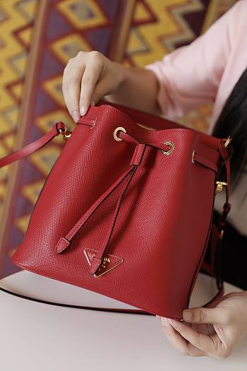 PRADA Saffiano Leather Bucket Bag Red 1BE032 22 × 22 × 14 cm