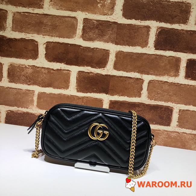 GUCCI GG Marmont Crossbody Bag Leather Black 598596 19 x 10 cm - 1