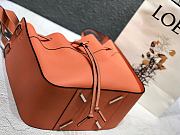 LOEWE SMALL Hammock Bag Cassic Calfskin Leather Orange 387.30.S35 26 x 21 x 14 cm - 2