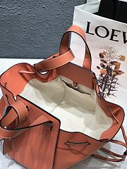 LOEWE SMALL Hammock Bag Cassic Calfskin Leather Orange 387.30.S35 26 x 21 x 14 cm - 4