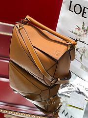 LOEWE SMALL Puzzle Bag Cassic Calfskin Leather Tan 322.30.S21 24 x 14 x 11 cm - 5