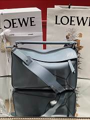 LOEWE MEDIUM Puzzle Bag Classic Calfskin Pastel Blue 322.30.S20 29 x 18 x 12 cm - 1