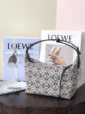 LOEWE MEDIUM Cubi Bag Anagram Jacquard And Calfskin Ecru/Black A906K68X04 25 x 21 x 16.5 cm