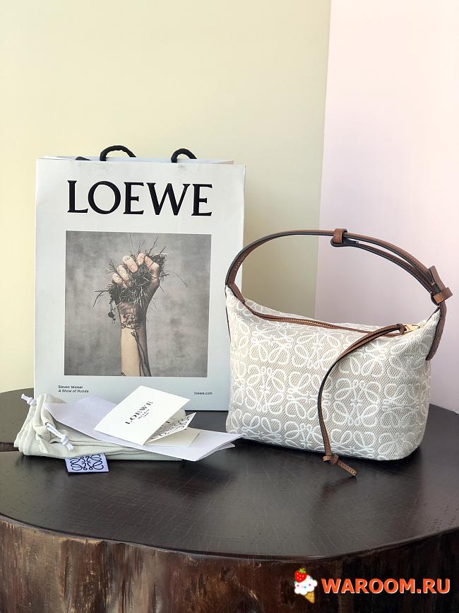 Shop LOEWE 2021-22FW Small cubi anagram bag in jacquard and calfskin  (A906K75X06) by yukiko_CA