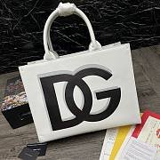 DOLCE & GABBANA SMALL DG Daily Shopper With DG Logo Print Calfskin White BB7023 36 x 28.5 x 13 cm - 1