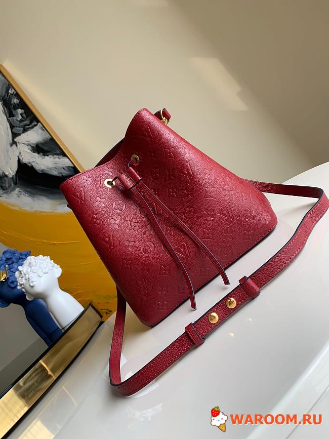 LOUIS VUITTON NÉONOÉ MM Monogram Empreinte Leather Red M45306 26 cm - 1
