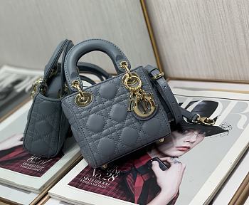 DIOR MICRO Lady Dior Bag Cannage Lambskin Cloud Blue S0856 12 x 10 x 5 cm