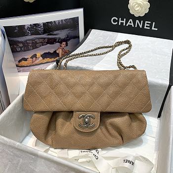 Chanel Flap Shoppping Bag Grained Leather Beige 30 x 18 x 4 cm