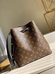 Louis Vuitton NéoNoé MM Monogram Canvas Black M44020 26 cm - 3