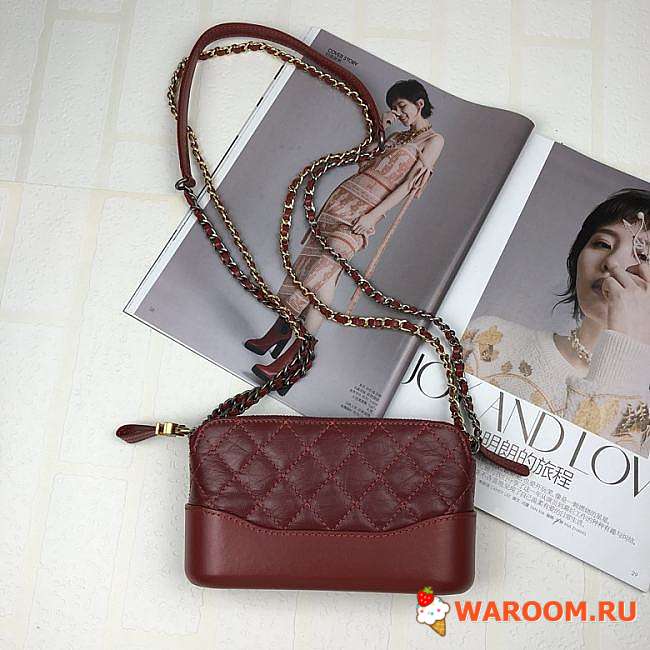 Chanel Gabrielle Clutch Red A94505 18 x 6 x 11 cm - 1