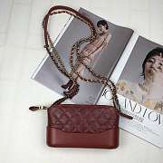 Chanel Gabrielle Clutch Red A94505 18 x 6 x 11 cm - 1