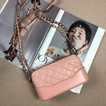 Chanel Gabrielle Clutch Light Pink A94505 18 x 6 x 11 cm