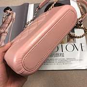 Chanel Gabrielle Clutch Light Pink A94505 18 x 6 x 11 cm - 6