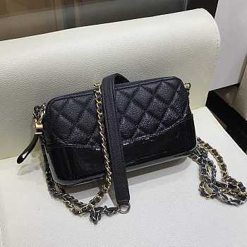 Chanel Gabrielle Clutch Black In Grain Leather A94505 18 x 6 x 11 cm