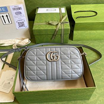 Gucci GG Marmont Small Shoulder Bag Gray 447632 24 x 12 x 7 cm