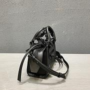 Balenciaga Mini Neo Classic Top Handle Bag Full Black 63852411R57 22 x 14 x 11 cm - 4