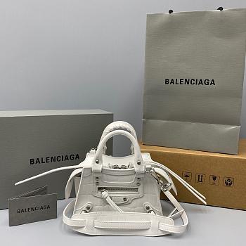 Balenciaga Mini Neo Classic Top Handle Bag Crocodile Leather White 63852415V67 22 x 14 x 11 cm