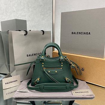 Balenciaga Small Neo Classic Top Handle Bag Green 63852111R57 33 x 21 x 16 cm
