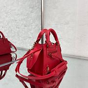 Balenciaga Small Neo Classic Top Handle Bag Red 63852111R57 33 x 21 x 16 cm - 4