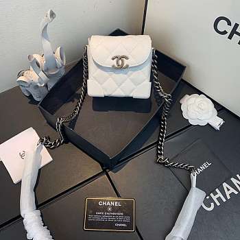 Chanel Mini Quilted Leather Crossbody Bag White AS1169 19 x 12 x 9 cm