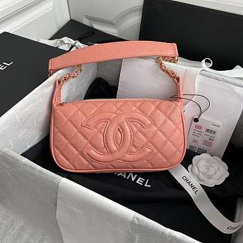 Chanel Grained Leather Hobo Bag Peach B01960 25 x 14 x 5 cm