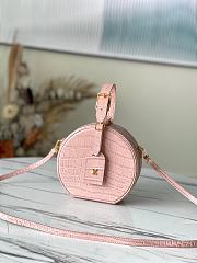 Louis Vuitton Petite Boite Chapeau Crocodile Leather Light Rose N94160 17.5 x 16.5 x 7.5 cm - 1