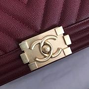Chanel Medium Boy Bag Chevron Gold-tone Metal Grained Leather Burgundy A67086 25cm - 5