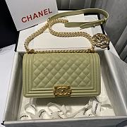 Chanel Medium Boy Bag Classic Gold-tone Metal Grained Leather Olive Green A67086 25cm - 1
