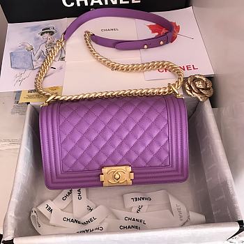 Chanel Medium Boy Bag Classic Gold-tone Metal Grained Leather Light Purple A67086 25cm
