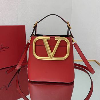 Valentino Supervee Leather Handbag Red WW2B0J74ZXL 20 x 19 x 12 cm