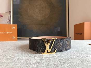Louis Vuitton Monogram Initiales Belt Gold-tone Metal Size 4 cm
