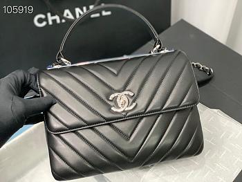 Chanel chanelv has smooth lines sandwich black bag 25cm
