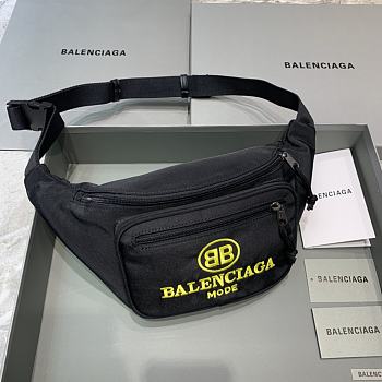 Balenciaga Canvas chest bag waist bagwhite 31cm 04