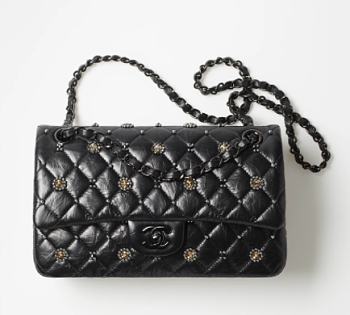 Chanel CLASSIC HANDBAG Shiny Crumpled Calfskin black 25.5cm