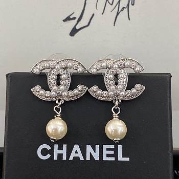 Chanel earrings 010