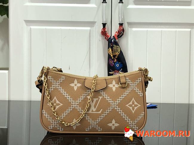 LV EASY POUCH ON STRAP M80349 19cm - 1