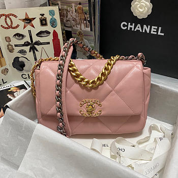 Chanel 19 calfskin in pink-26×16×9cm