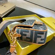 FENDI Baguette logo BAG MM 83325419 26CM - 3