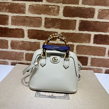 Gucci Diana mini tote bag  White 715775  - 20 x 16x 8.5cm