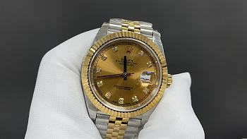 ROLEX Oyster Perpetual date just  golden 