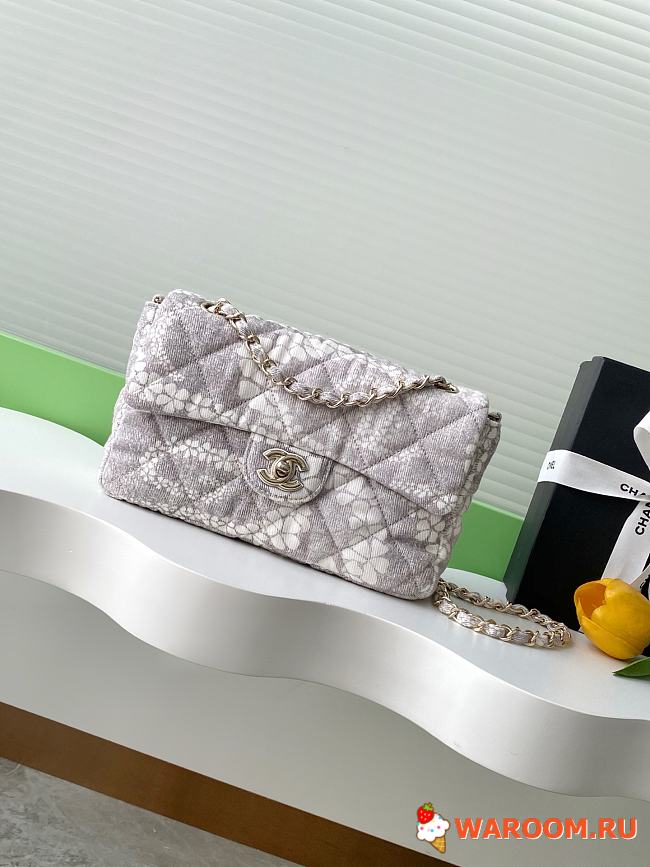 chanel 2025 new style flap 25cm - 1