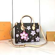 lv onthego Cherry Blossom m13269 19 x 11.5 x 25  - 5