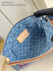 lv Pochette Accessoires 13 x 4 x 22  - 4
