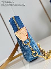 lv Pochette Accessoires 13 x 4 x 22  - 3