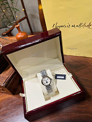 Longines Heart Moon series L8.115.4.71.6 Moon Phase Watch Blue Tempered Hands 30.5mm - 2