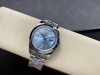 Rolex Diamond Engraved Double Date Date Series 40mm