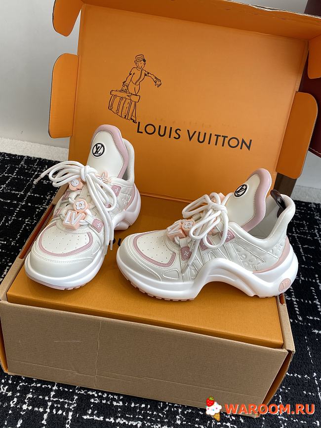 LV Sneaker 05 - 1