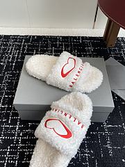Balenciaga Furry Heart Slide White - 2